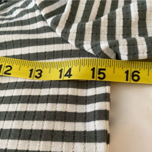 VERO MODA sz S Junior White and Olive Green Stripes Feminine Pullover Top - Picture 9 of 12